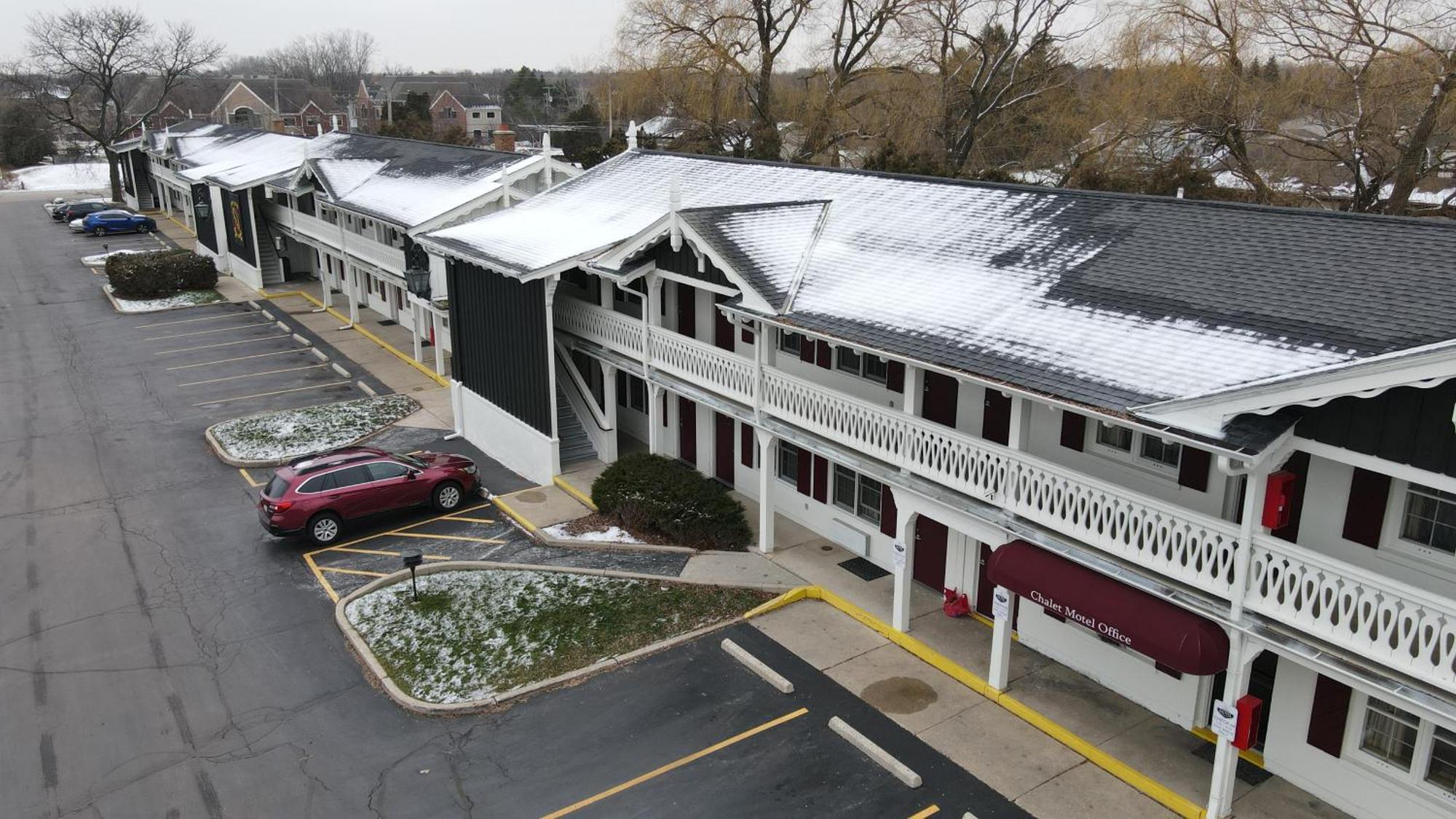 The Chalet Motel Mequon Esterno foto