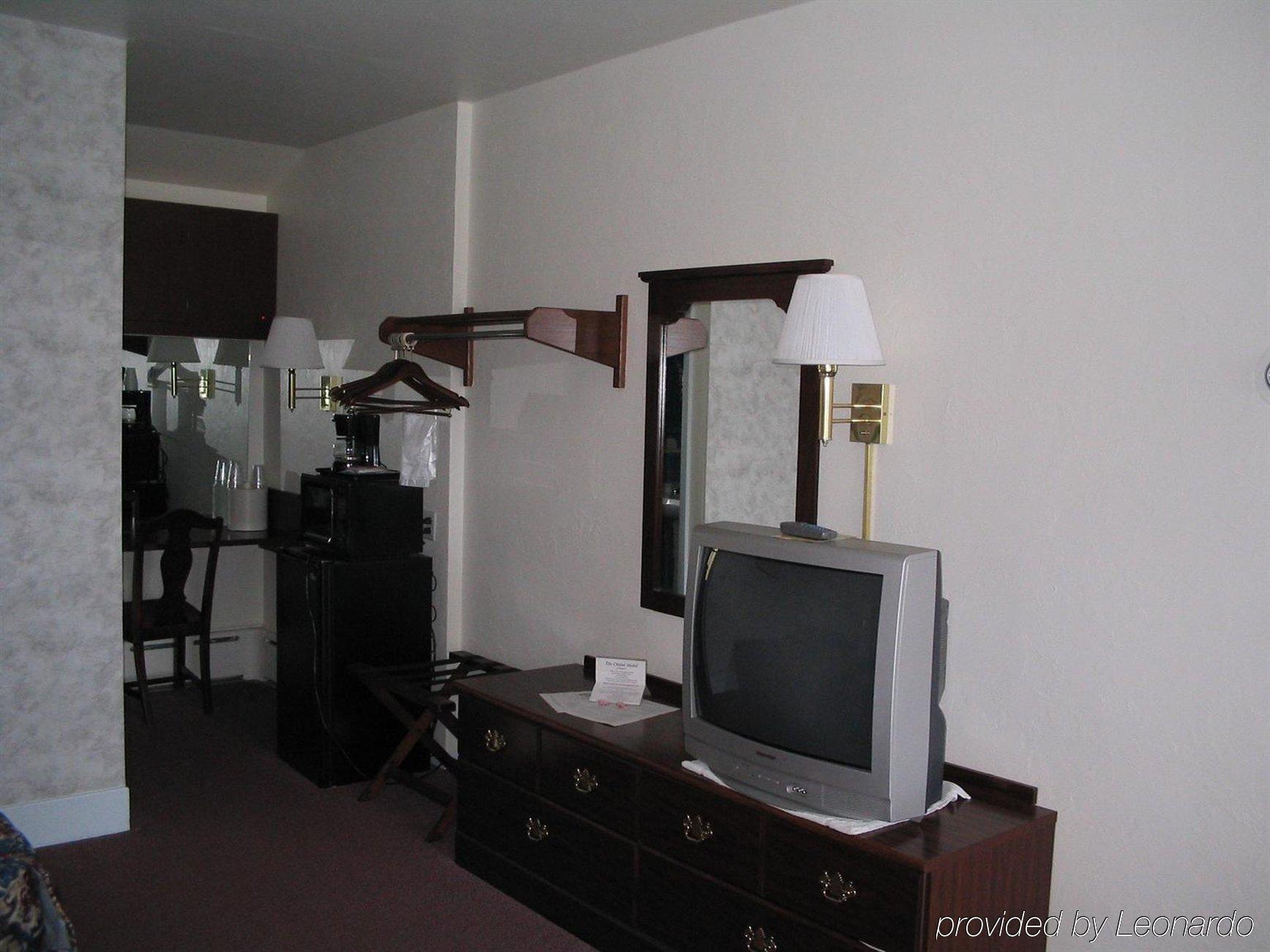 The Chalet Motel Mequon Esterno foto